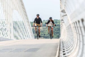 MHW Fahrradstadt 04 300x200 - Sicher und selbstständig zur Schule radeln: Praktische Tipps für Eltern und Kinder