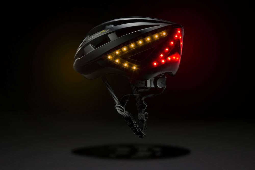 Lumos Kickstart Fahrradhelm Er blinkt und hat Bluetooth MHW Bike Magazin