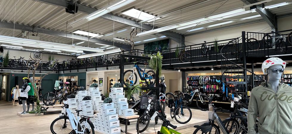 zu sehen ist der neue cube Store Schwäbisch Hall von innen