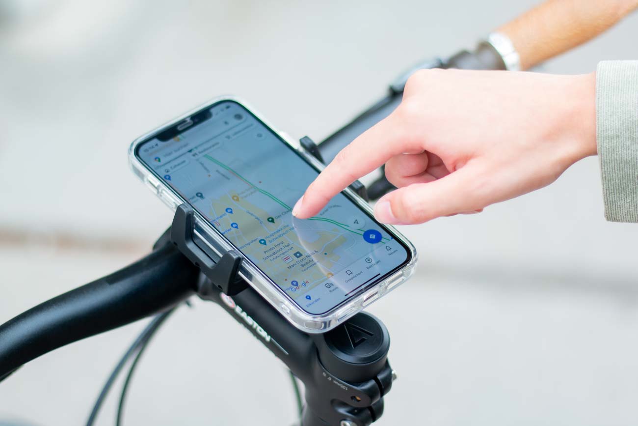 Accezz Handyhalterung für das Fahrrad für das iPhone 15 Pro Max